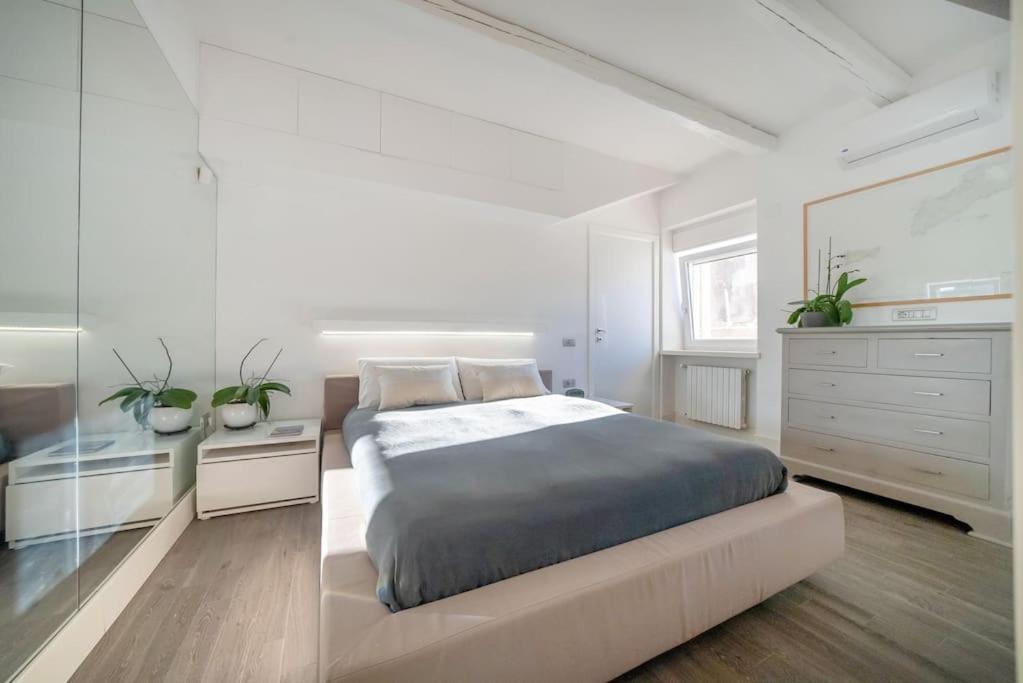 The Attic 'Panorama' Apartment Napoli Ngoại thất bức ảnh